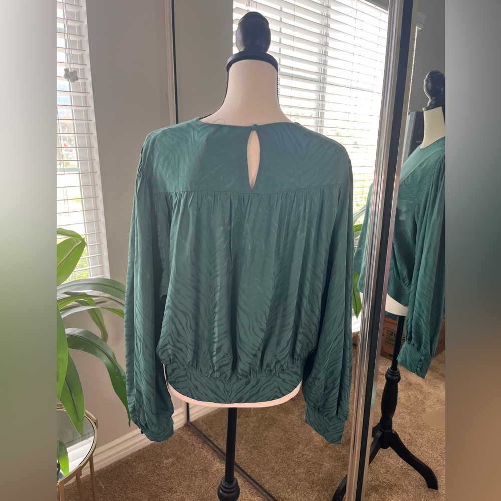 Topshop Green Zebra Patterned Blouse S 14 NWT - Picture 7 of 11